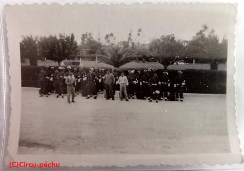 Peloton prêt pour les manœuvres